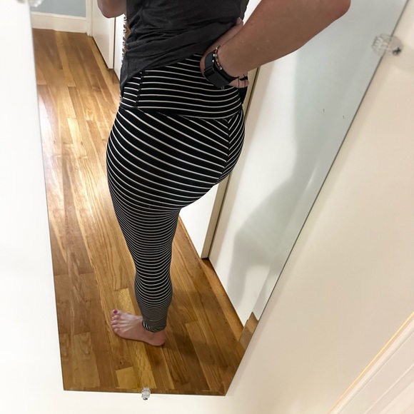Lululemon Wunder Under High-Rise Tight 25" *Luxtreme
Hype Stripe Black W… - Picture 11 of 16